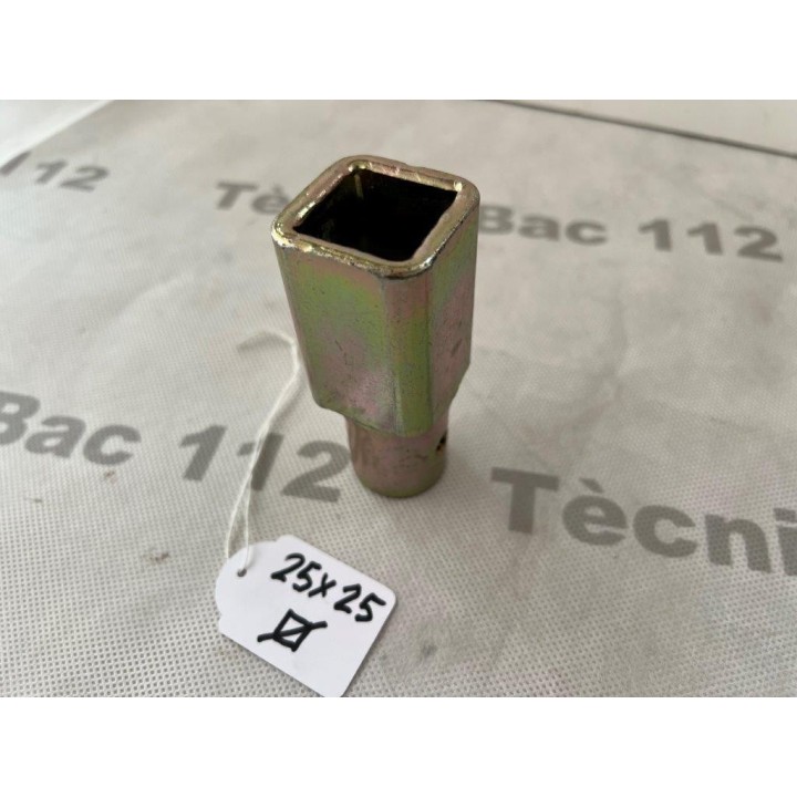 CLAU DIN 3223C HIDRANTS LLARG 1150MM QUADRAT 32X32MM.